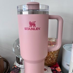 SOLD - Stanley - pink dusk (China release) 40oz